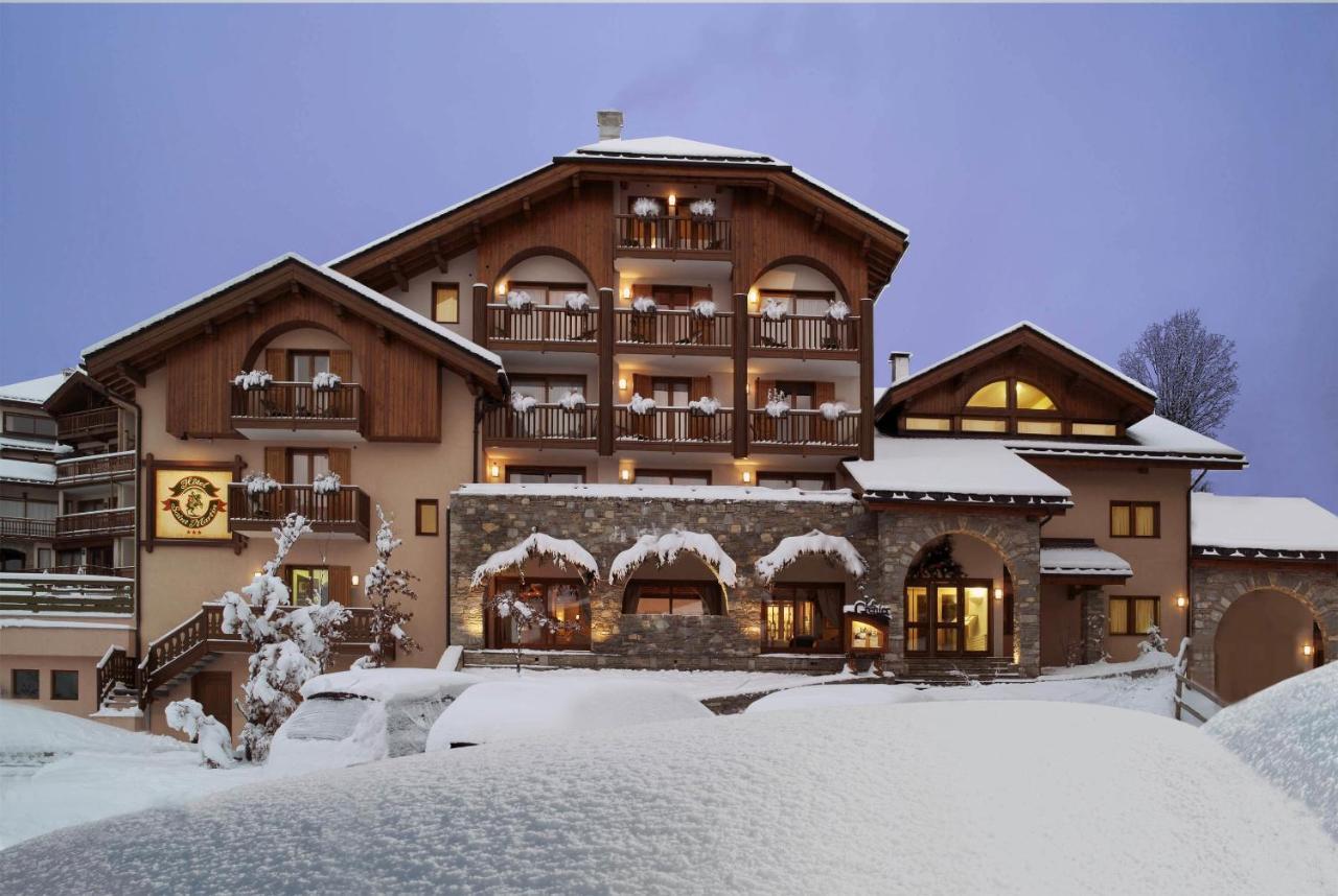 Hotel Saint-Martin ภายนอก รูปภาพ